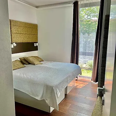 Hotel Azur Port - And Free Welness In Azur Siofok